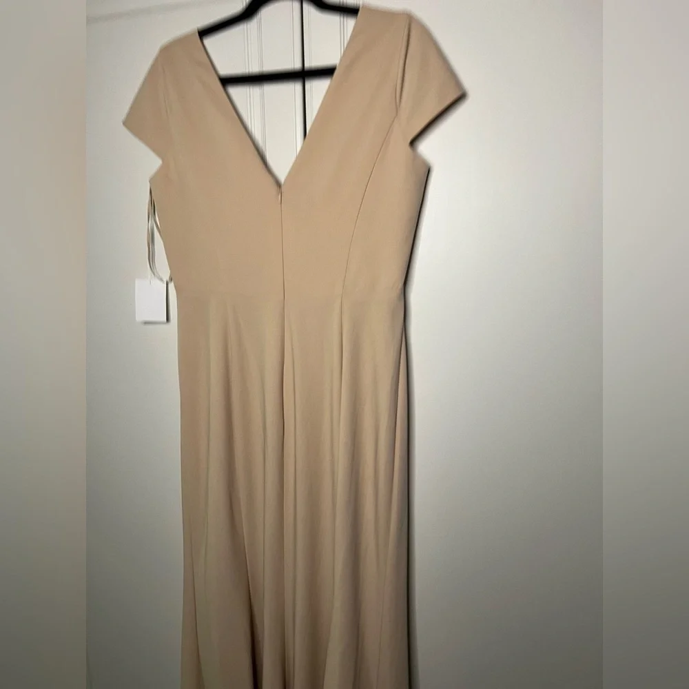 Amsale Viola Crepe Bridesmaid NWT Dress - Picture 9 of 9